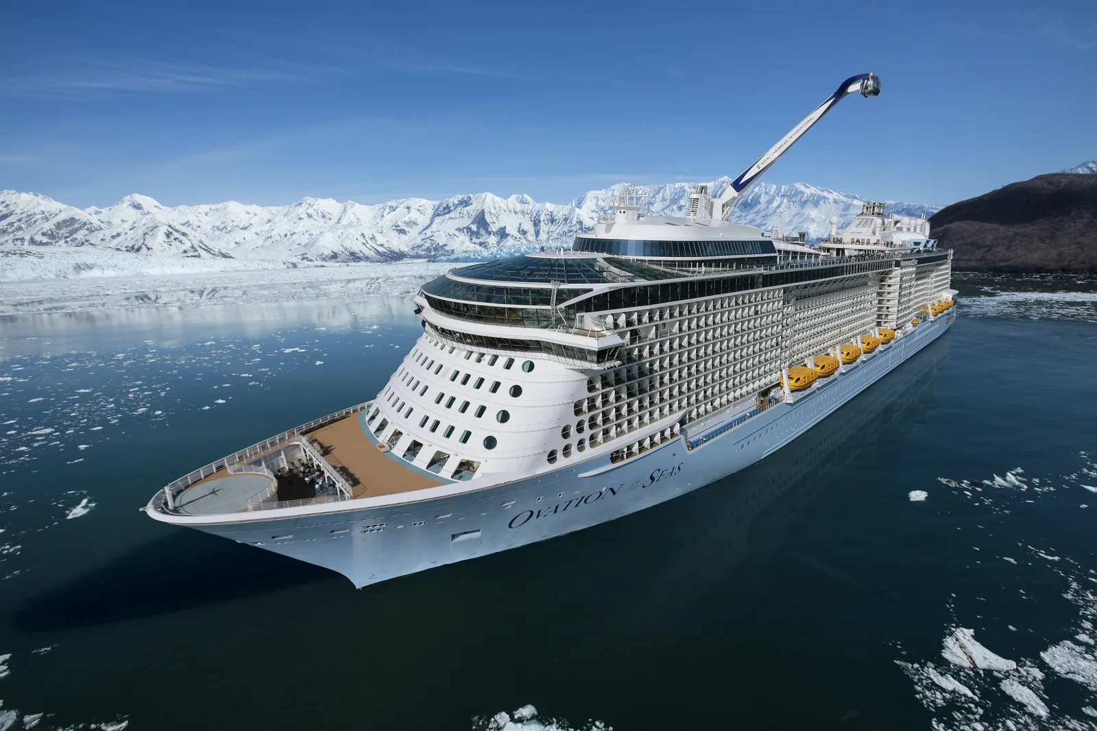Ovation of the Seas, the ship of the first leg